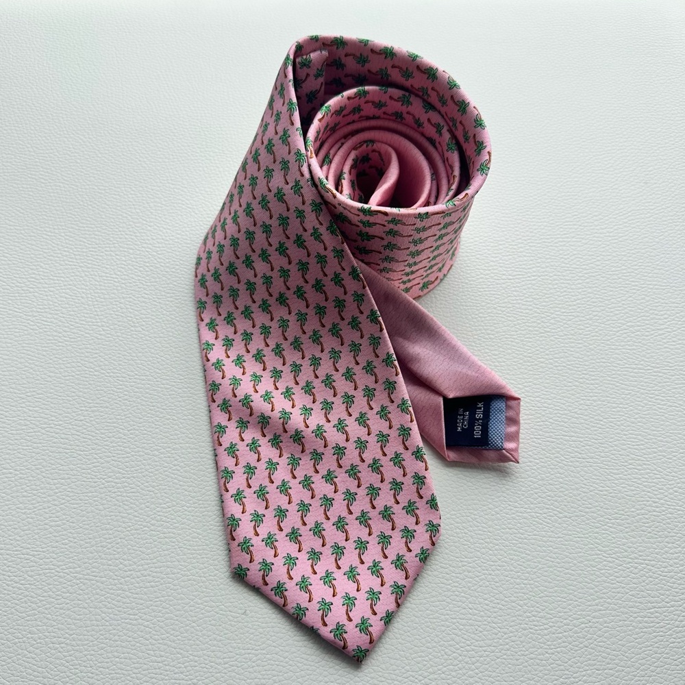 Tommy Hilfiger 100% Silk Tie – Pink Palm Tree Print – Excellent Condition